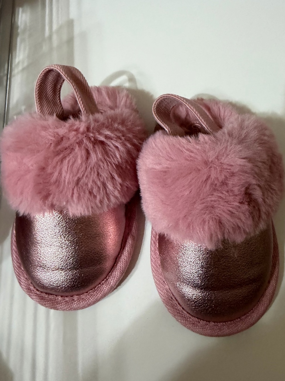Cat & Jack Pink Metallic Faux-Fur Kids Slippers